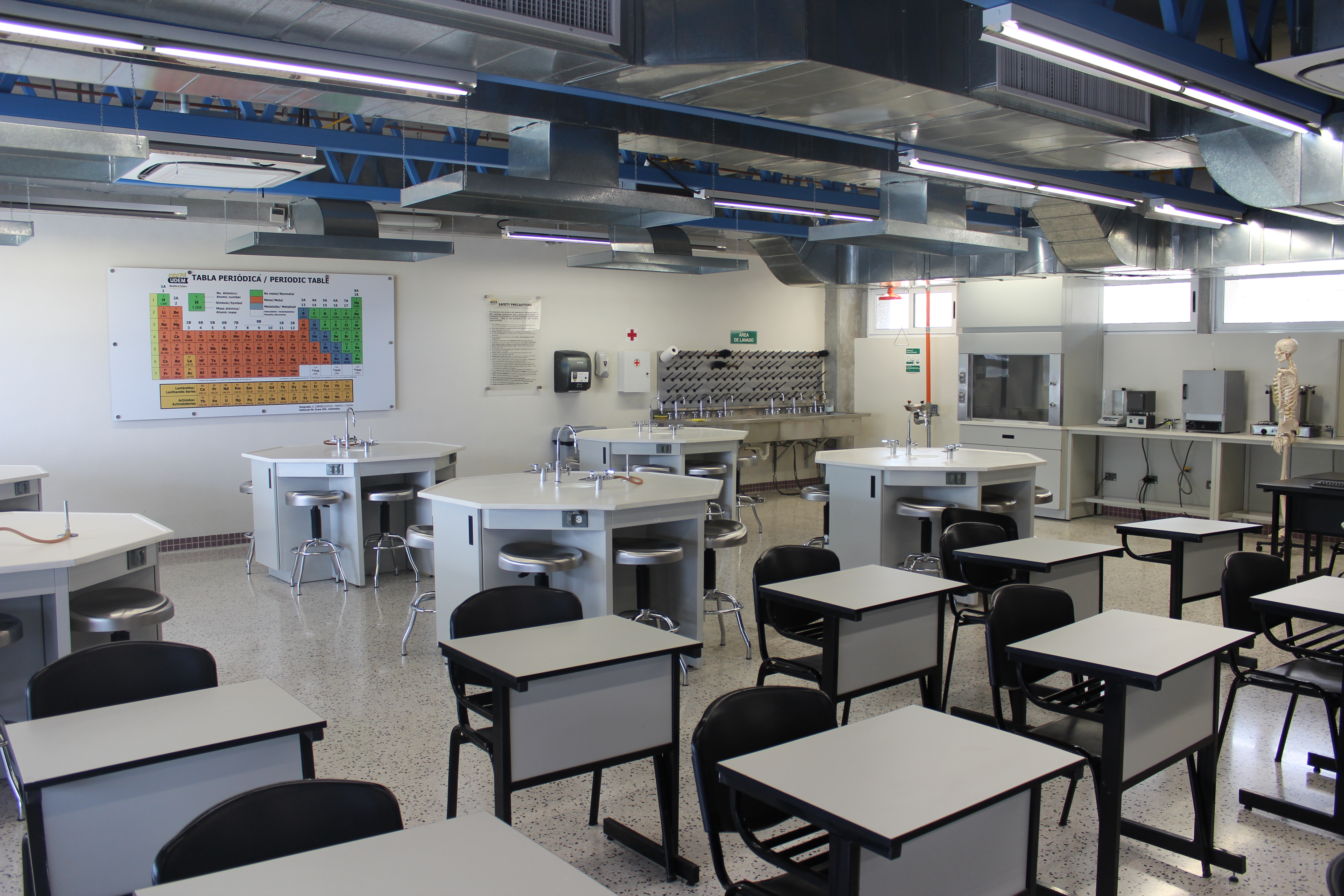 Vista del laboratorio universitario